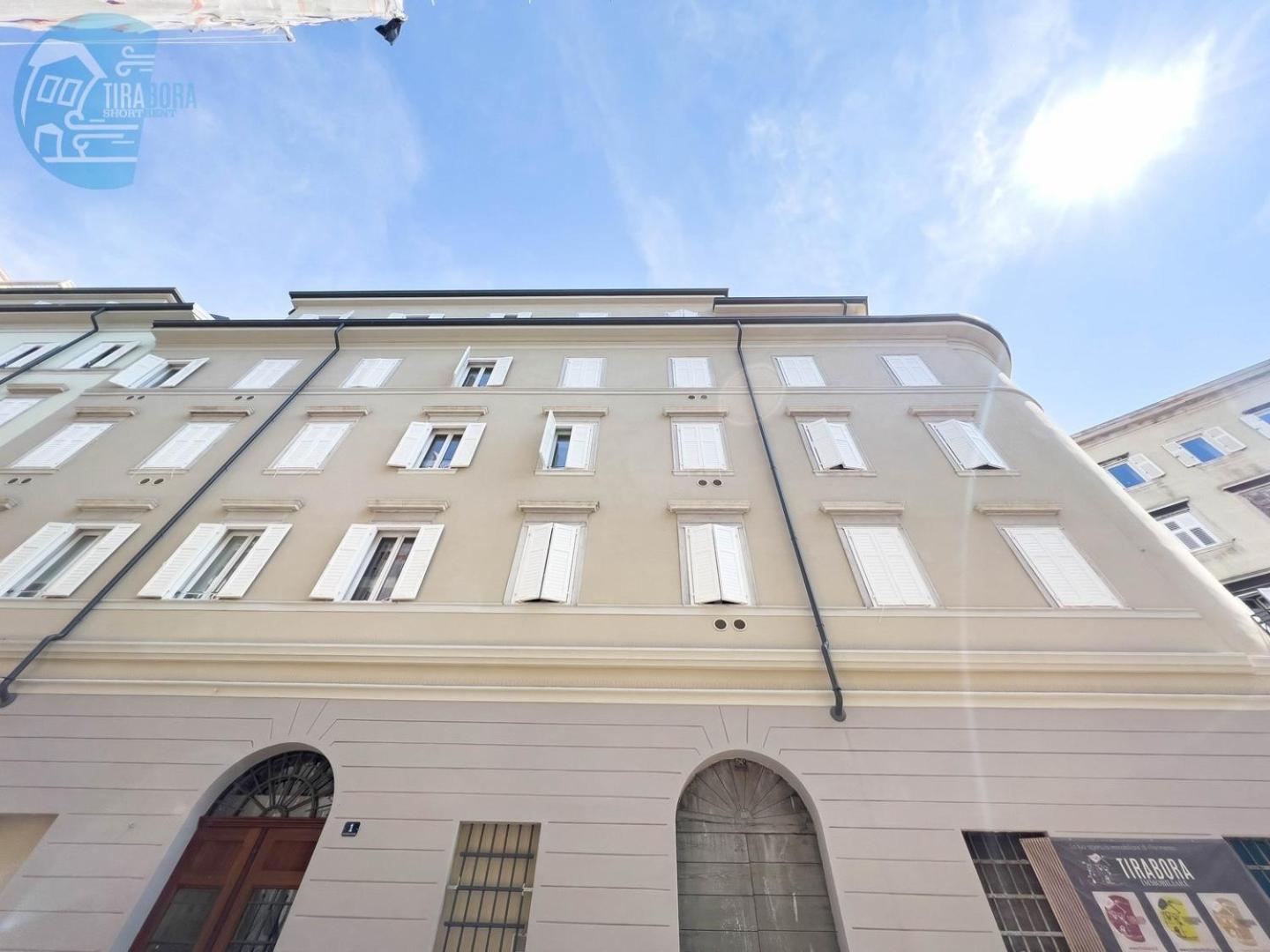 Slataper 11 Tirabora Short Rent Διαμέρισμα Τεργέστη Εξωτερικό φωτογραφία